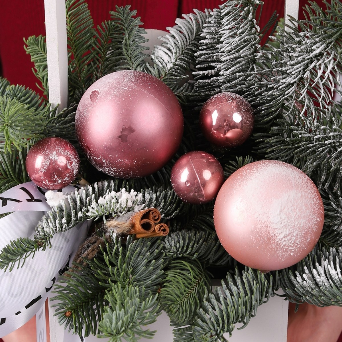 novogodnij yashchik kashpo iz nobilisa 7